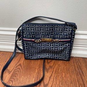 Tommy Hillfiger crossbody bag